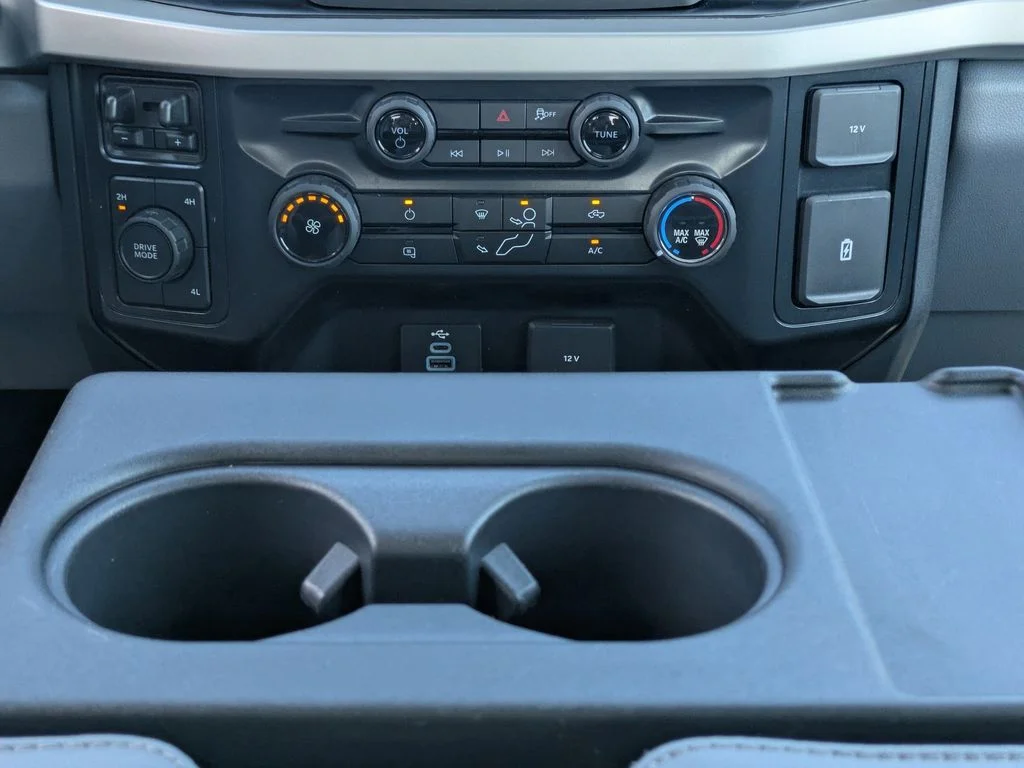 Used 2026 White Ford XL image 19