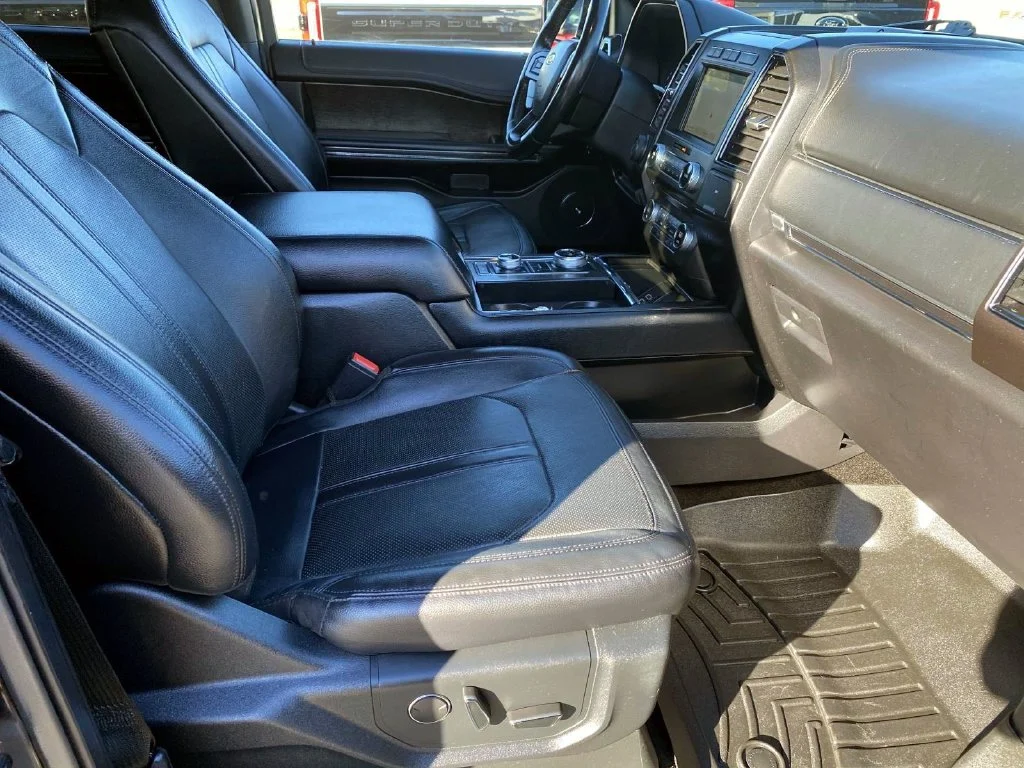 Used 2018 Shadow Black Ford Limited image 26