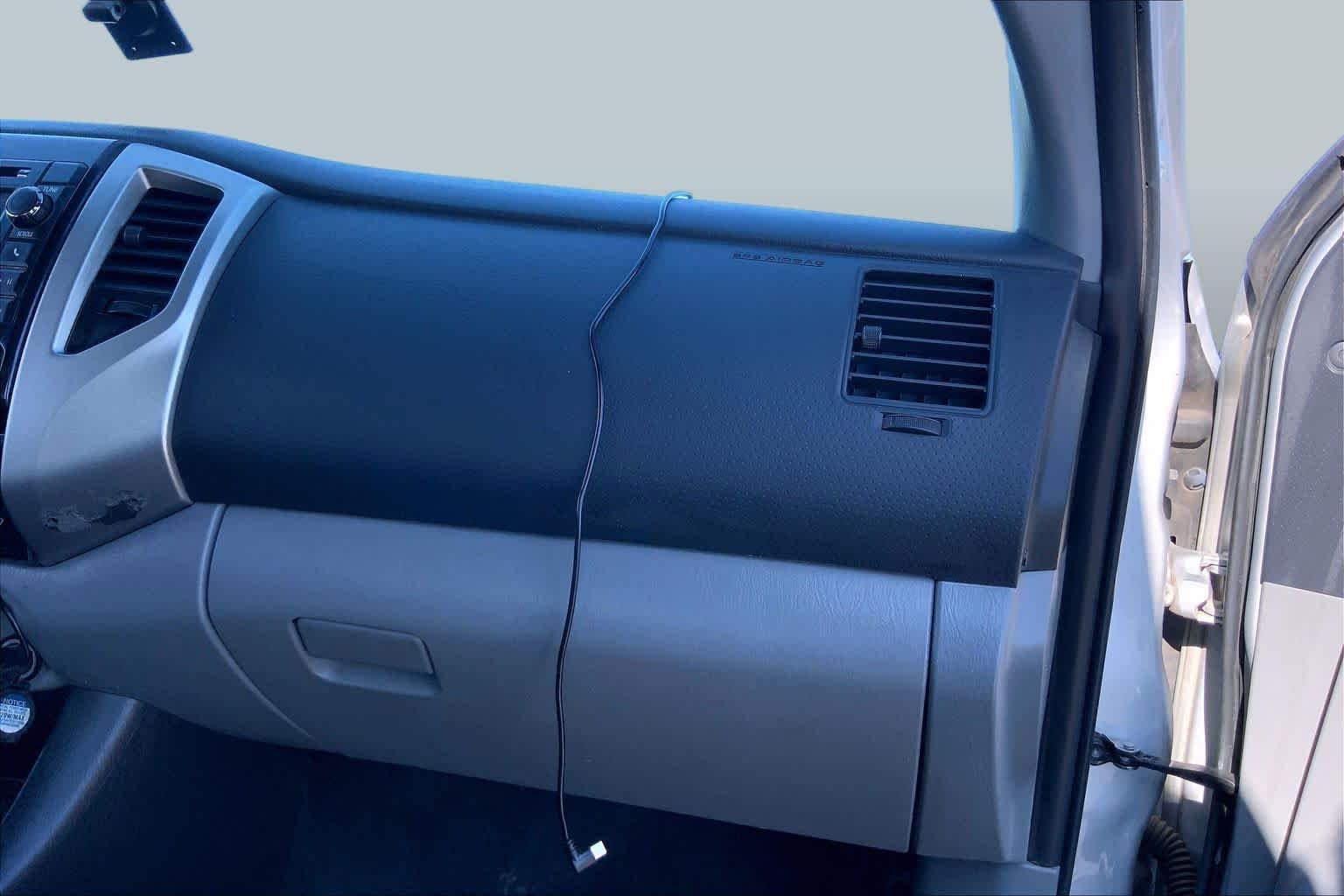 Used 2013 Silver Streak Metallic Toyota PreRunner image 17
