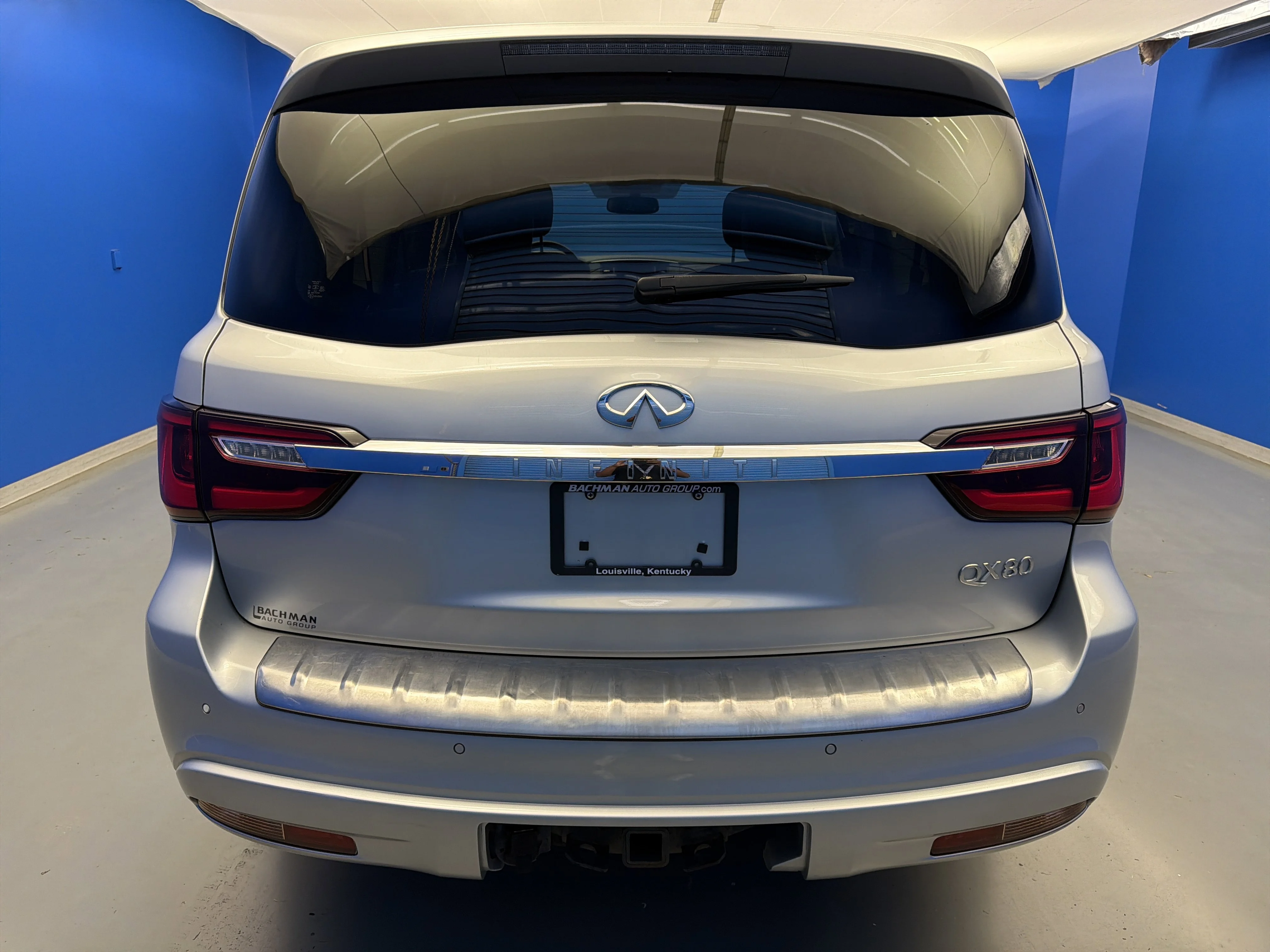 Used 2019 Liquid Platinum INFINITI LUXE image 6