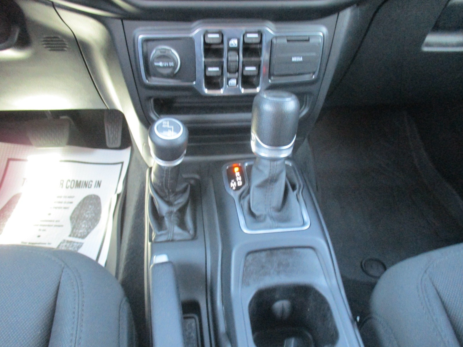 Used 2022 HYDRO BLUE Jeep Sport image 18