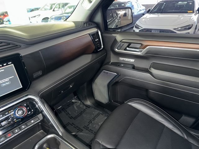 Used 2024 Sterling Metallic GMC Denali image 31