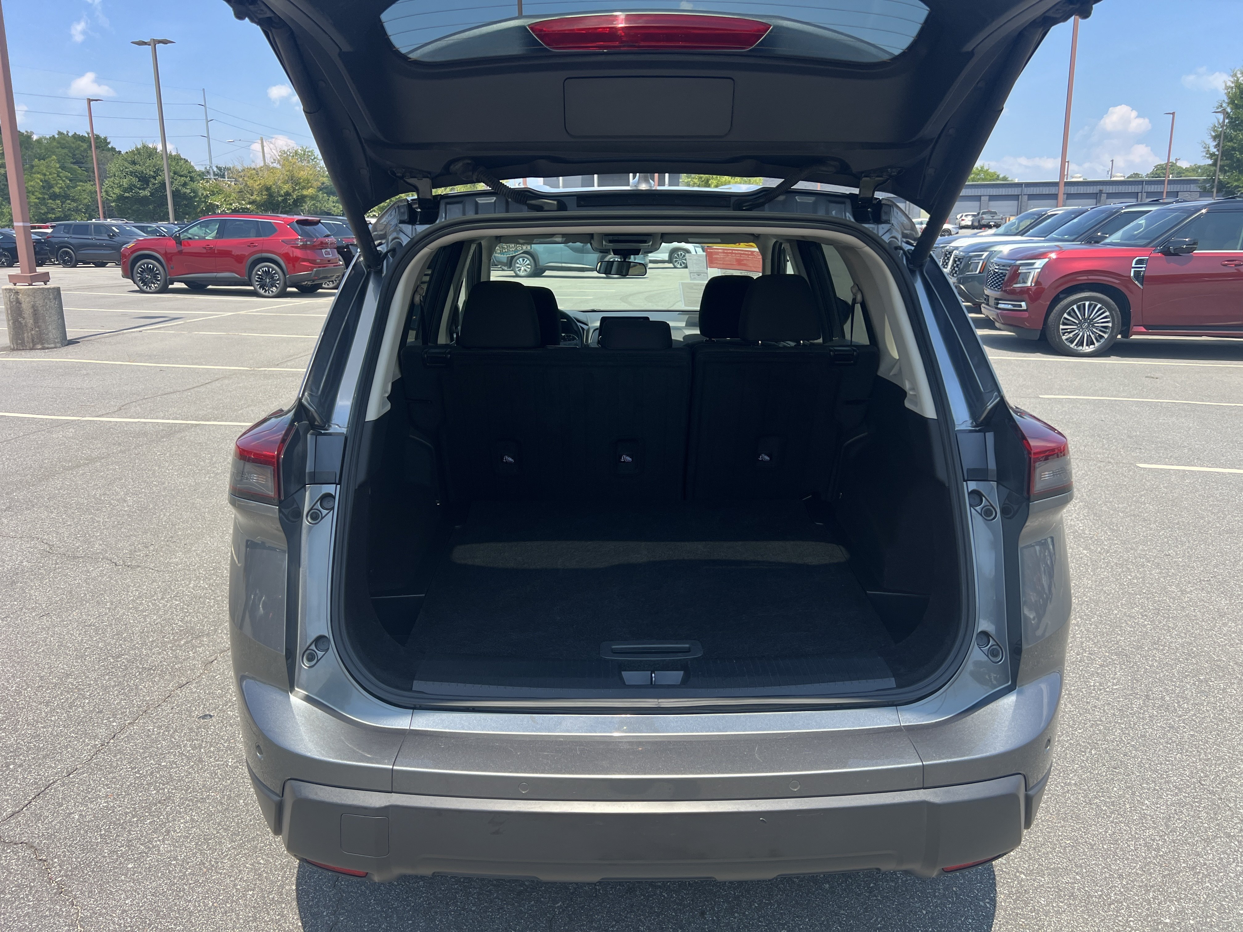 Certified Used 2024 Gun Metallic Nissan SV image 15