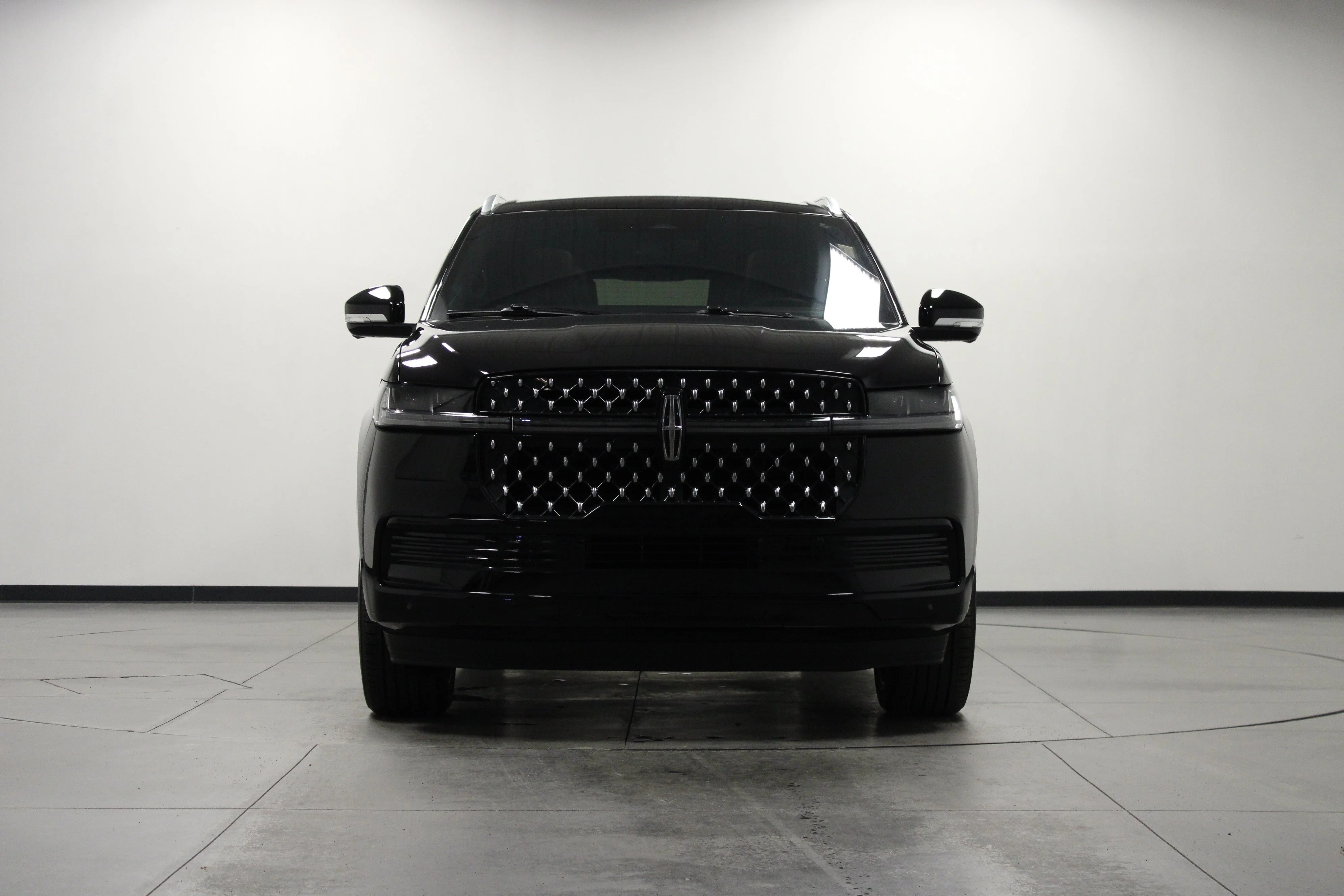 Used 2025 Black Metallic Lincoln Black Label image 9