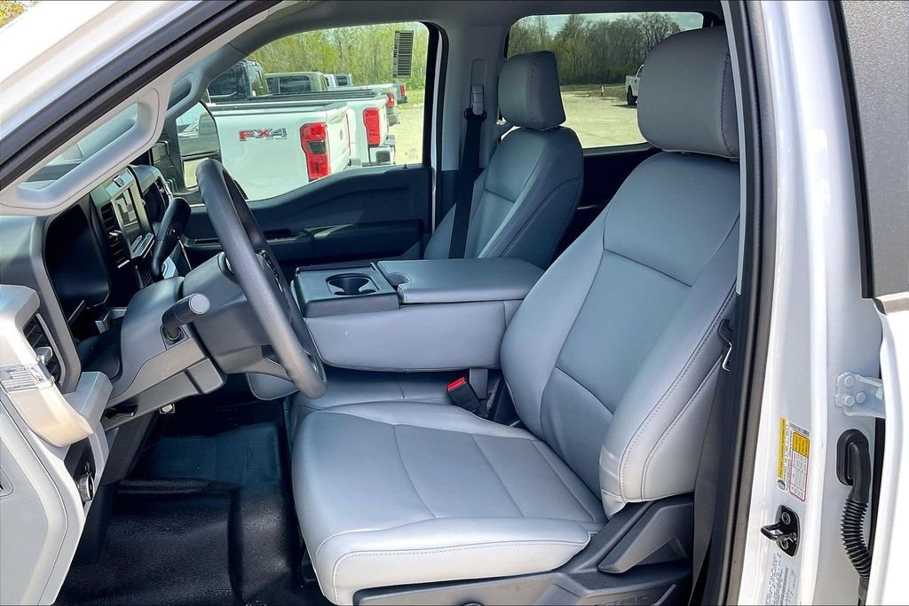 New 2026 Ford Super Duty F-350 XL 4D Crew Cab