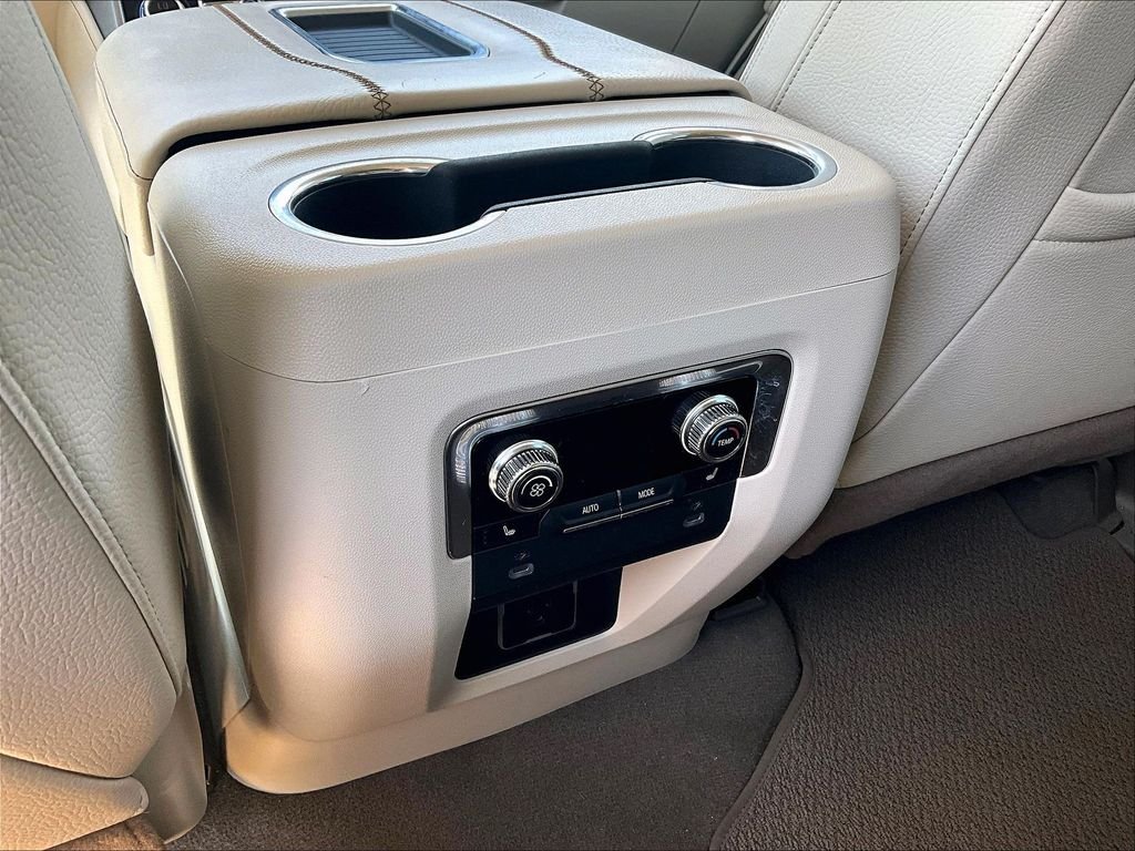 Used 2022 Blue GMC Denali image 29