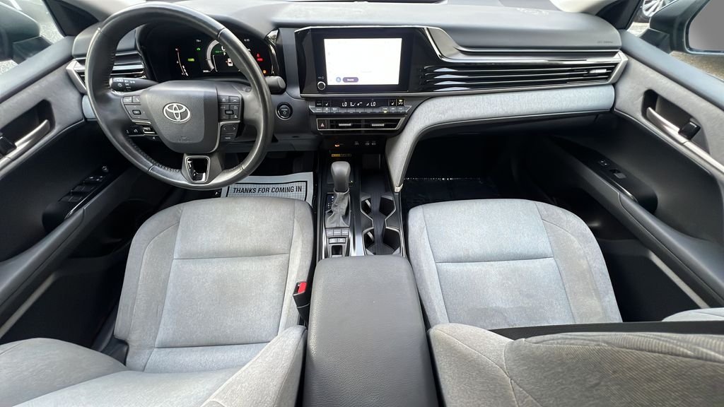 Used 2025  Toyota LE image 10