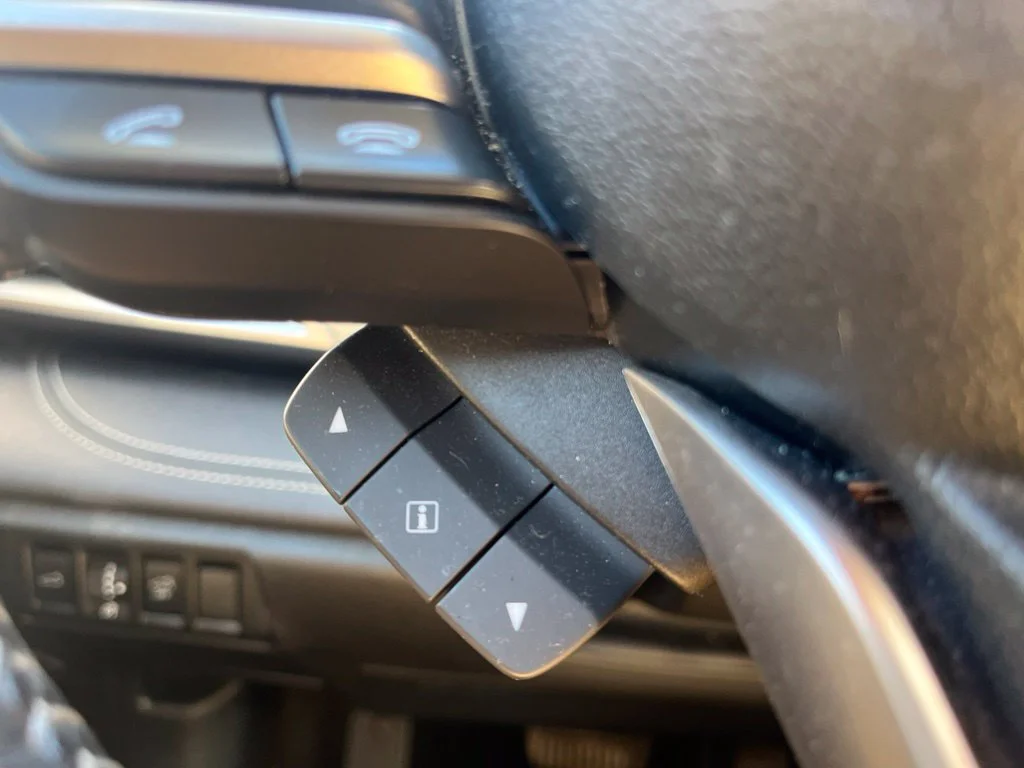 Used 2022 Green Subaru Limited image 19