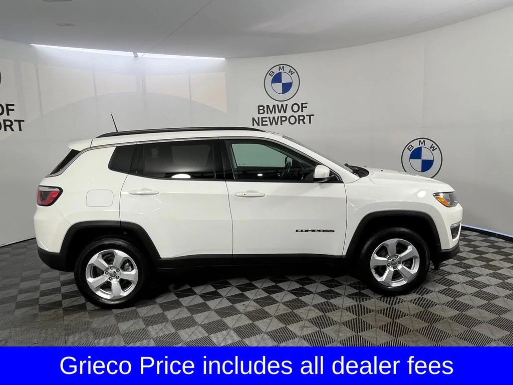 Used 2020 White Jeep Latitude image 11