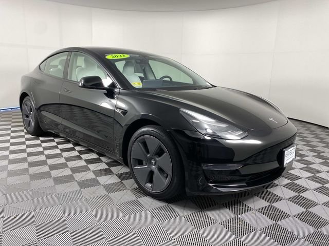 2023 Tesla Model 3 -'s photo