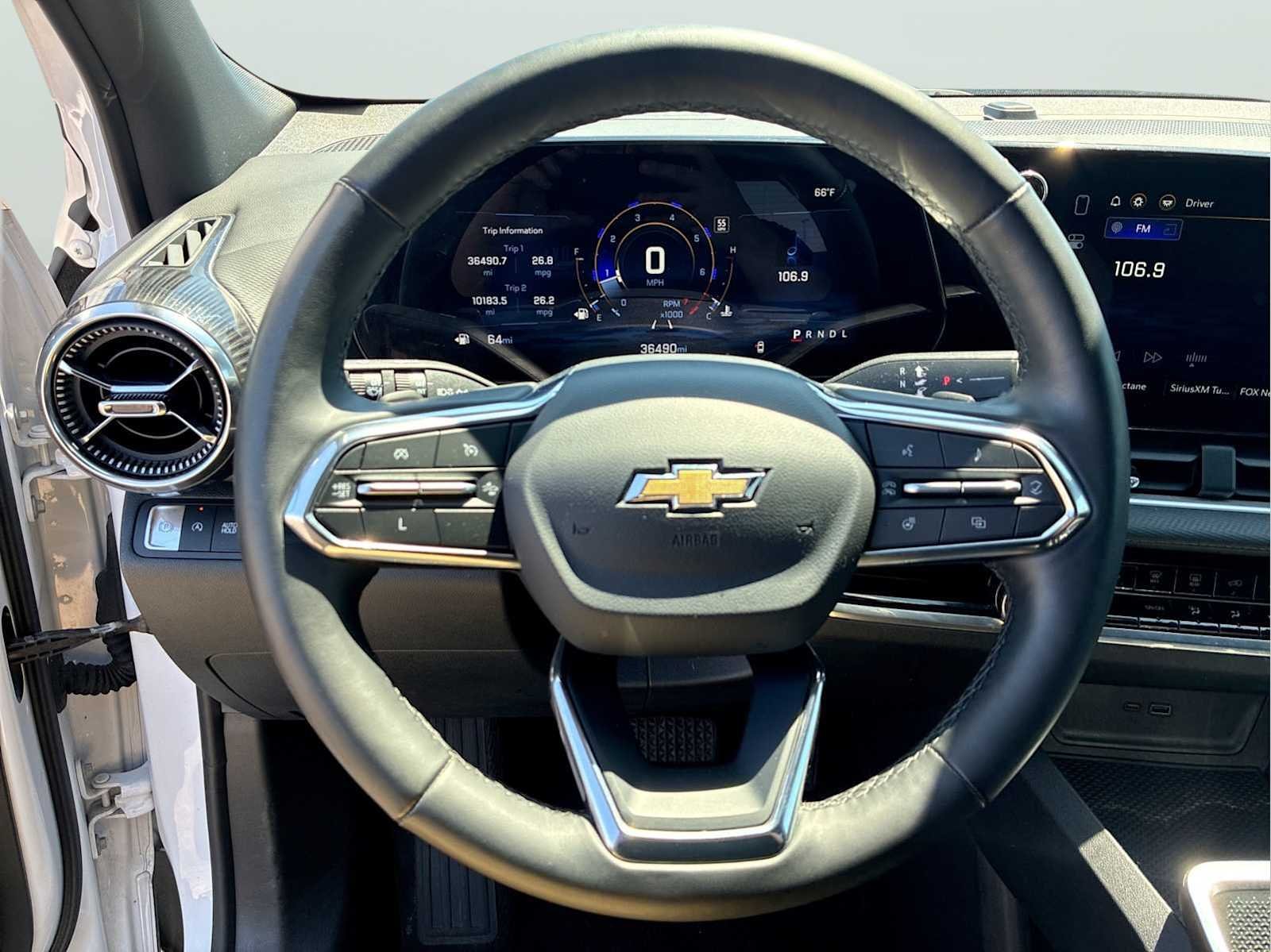 2025 Chevrolet Equinox LT - Photo 10