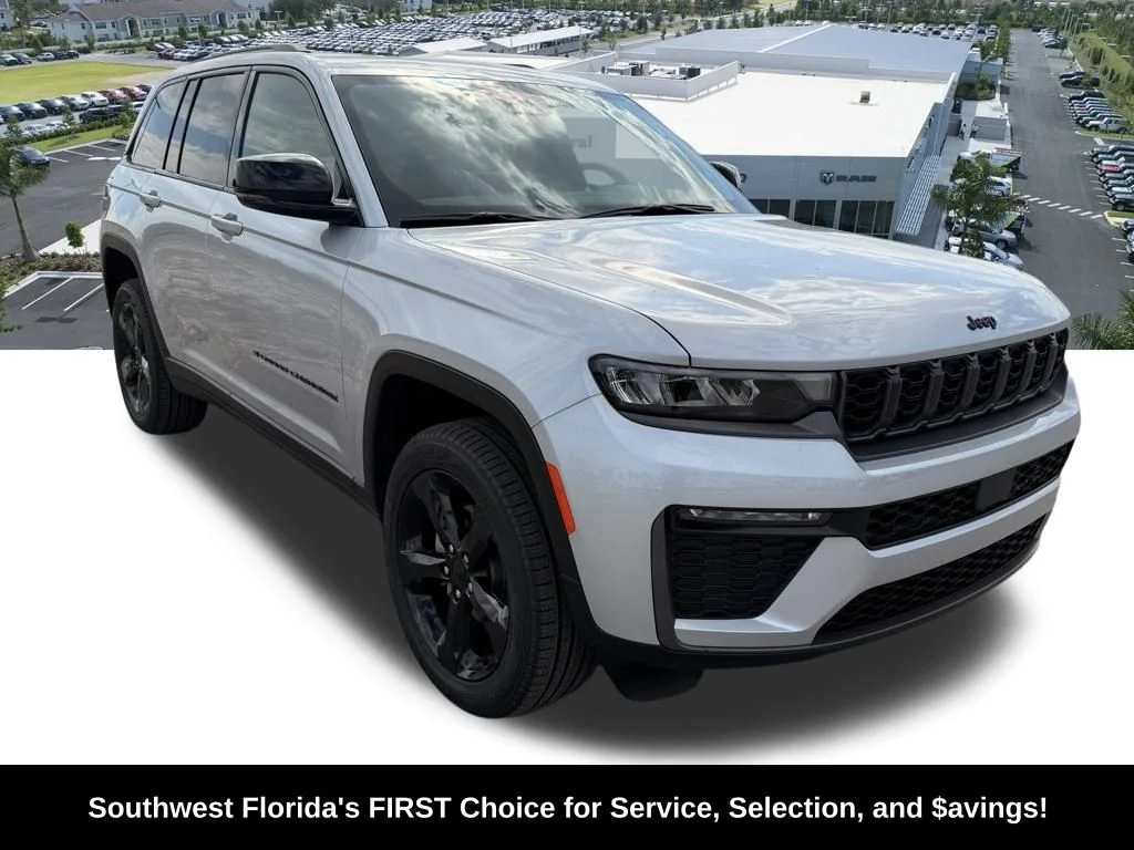 New 2026 Silver Zynith Exterior Paint Jeep Limited image 2