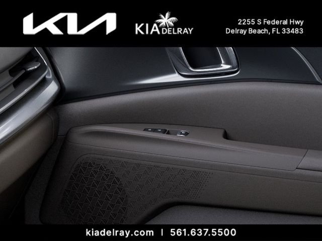 New 2026 Snow White Pearl Kia LXS image 25