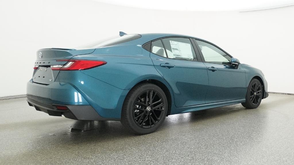 New 2026 Ocean Gem Toyota SE image 15