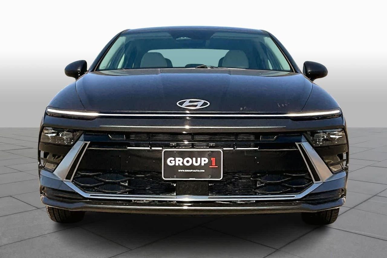 New 2026 Portofino Gray Hyundai SEL Sport image 3