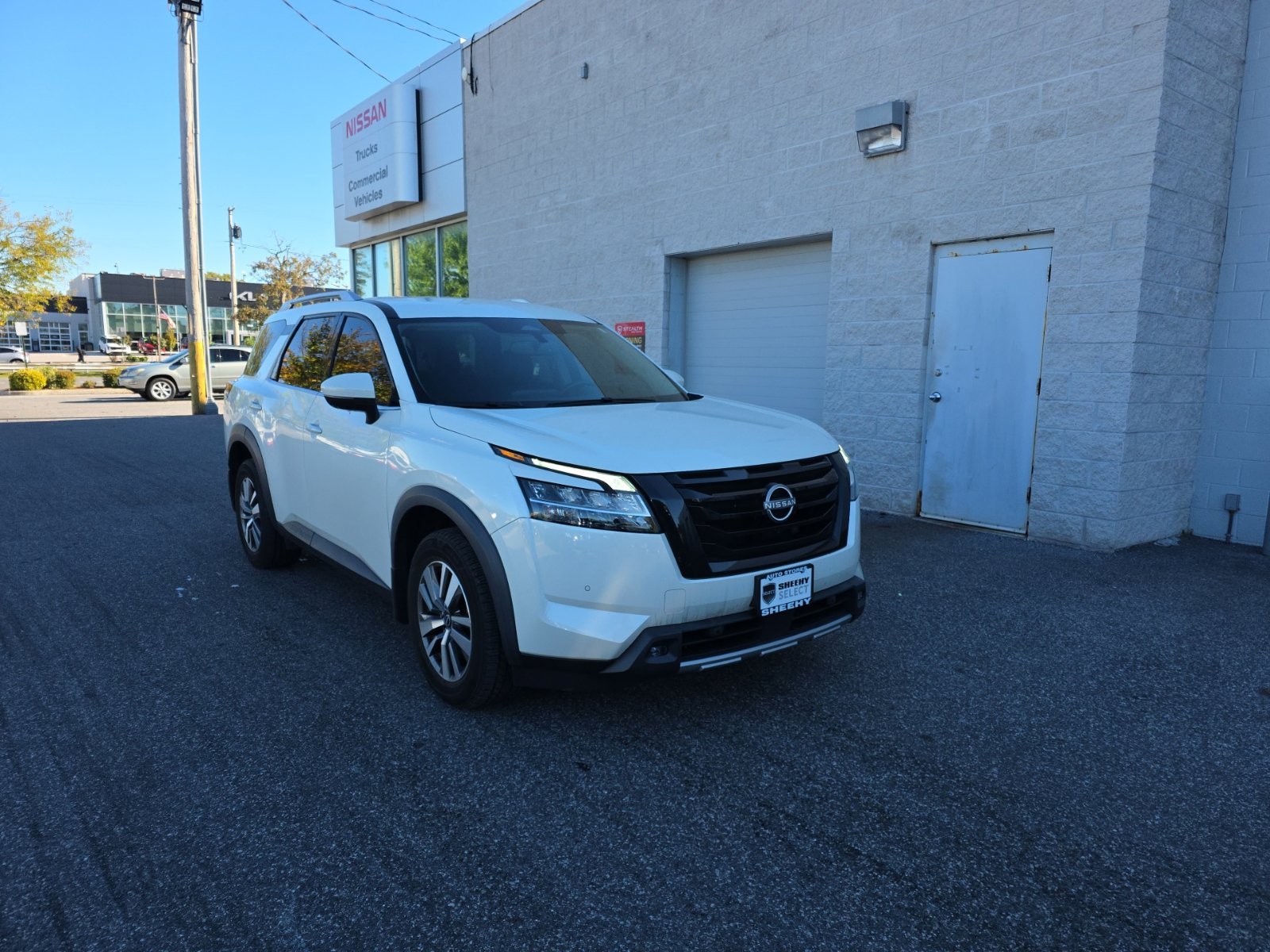 2022 Nissan Pathfinder SL