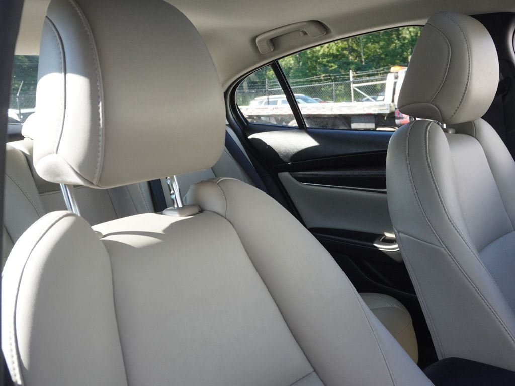 Used 2024 Gray Mazda 2.5 S Preferred Package image 29