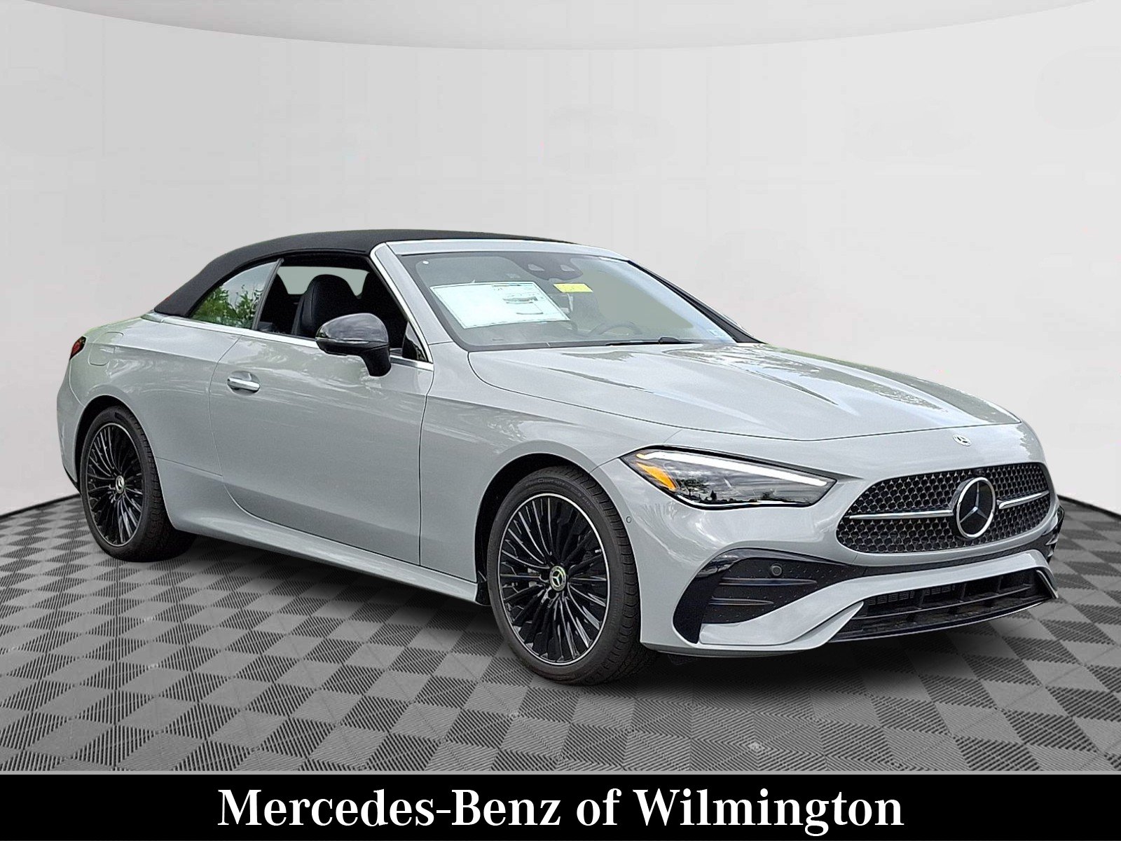 2026 Mercedes-Benz CLE CLE 300 4Matic Cabriolet's photo