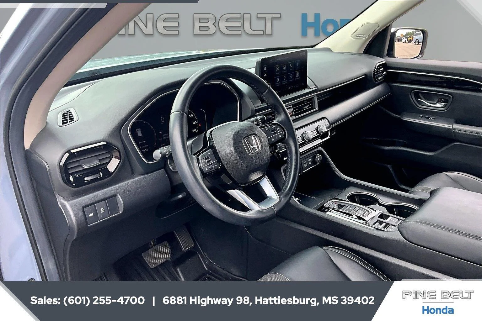 Used 2024 Sonic Gray Pearl Honda Touring image 12