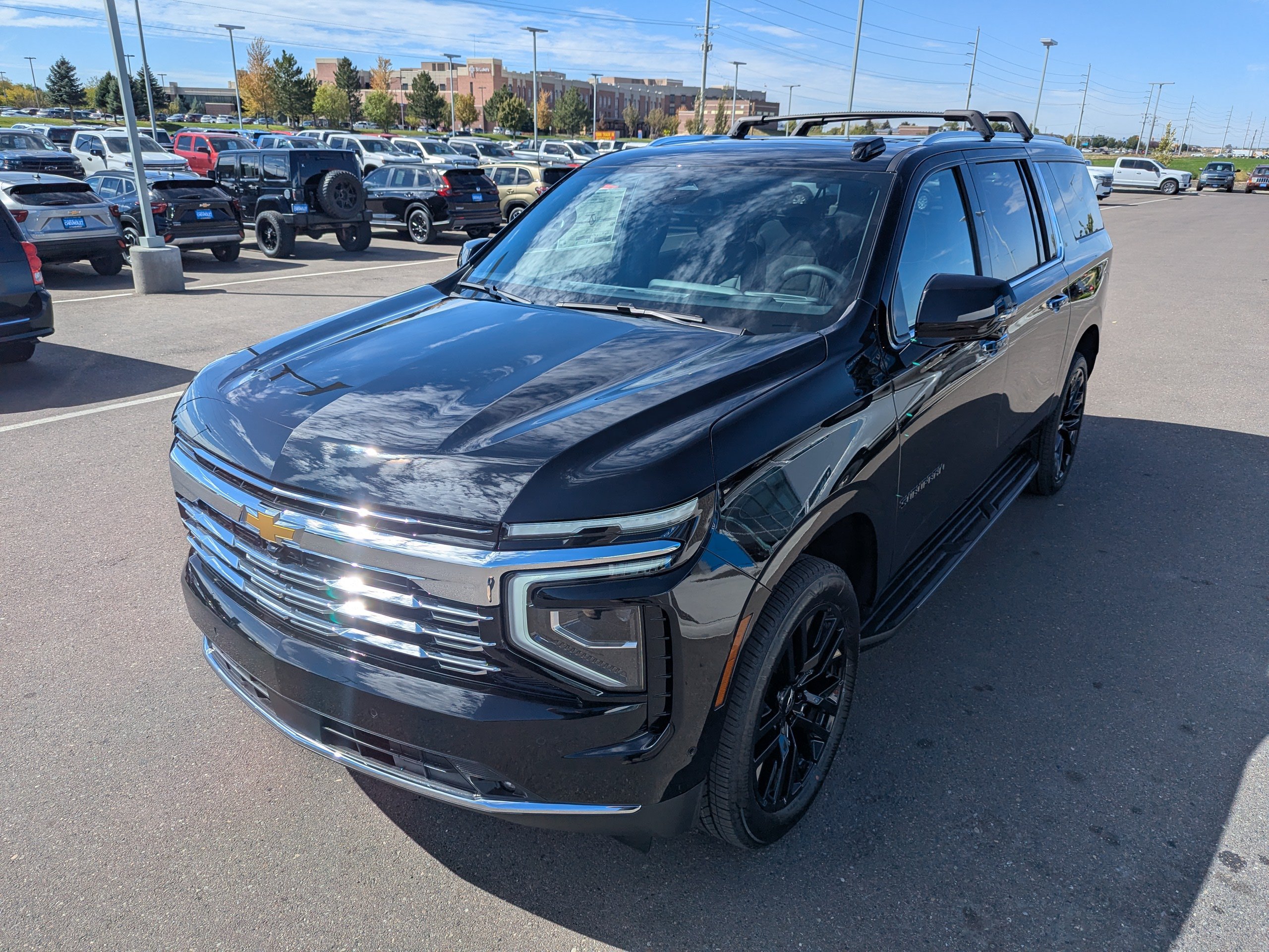 2026 Chevrolet Suburban Premier - Photo 6