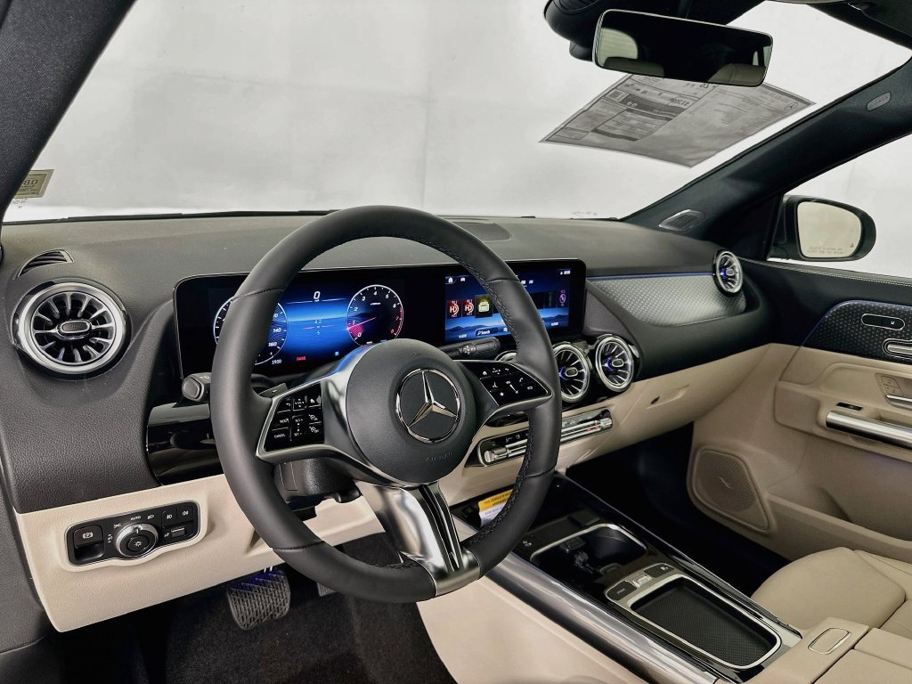 New 2026 Mountain Grey Metallic Mercedes-Benz GLA 250 image 38