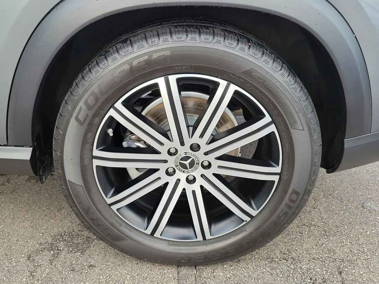 Certified Used 2026 Gray Mercedes-Benz GLE 350 image 11