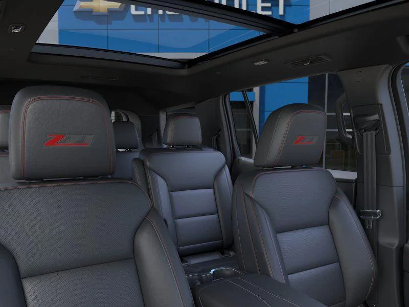 2025 Chevrolet Traverse Z71 - Photo 25