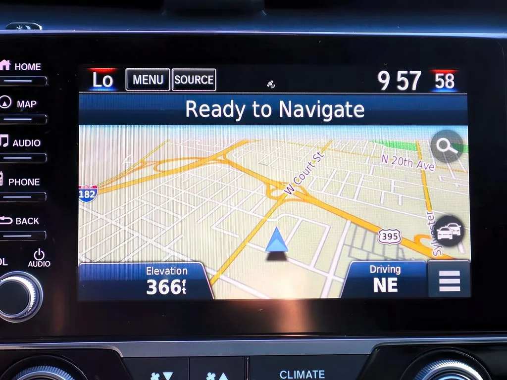 2019 Honda Civic Hatchback Sport Touring - Photo 18