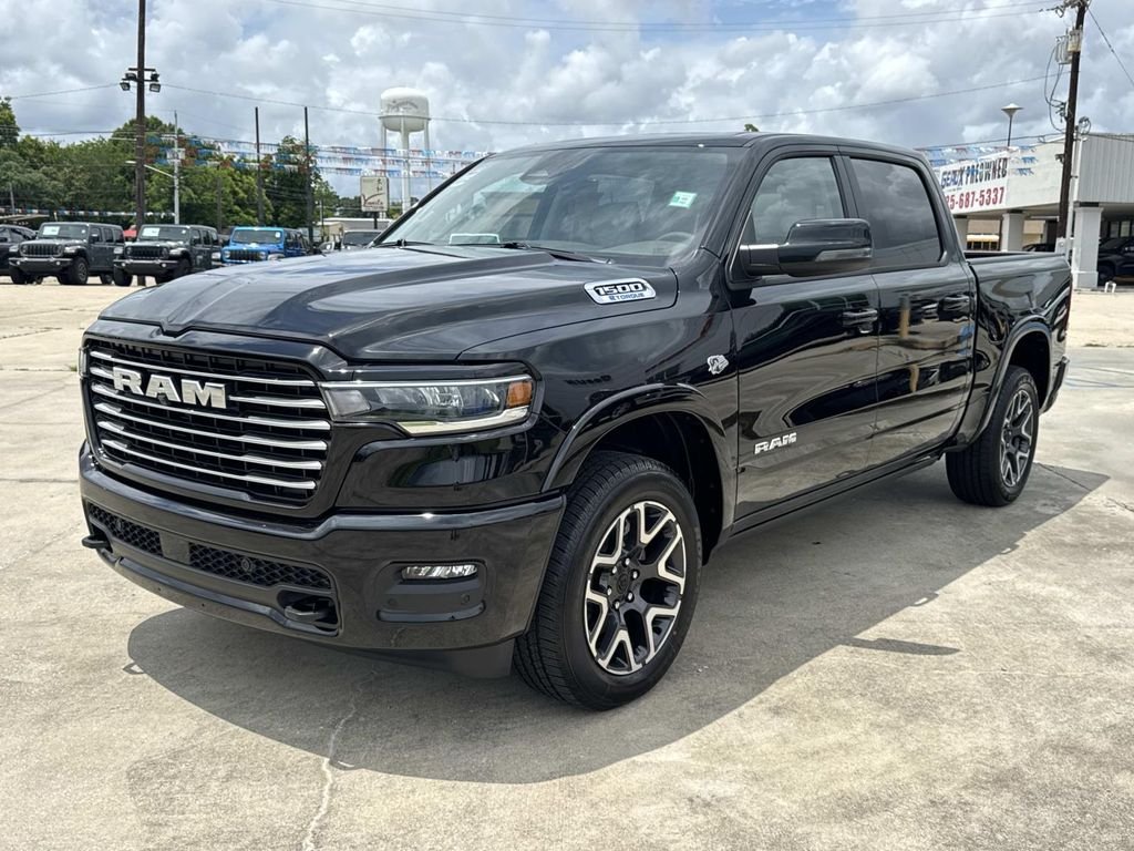 New 2026 Diamond Black Crystal Pearl-Coat Exterior Paint RAM Laramie image 3