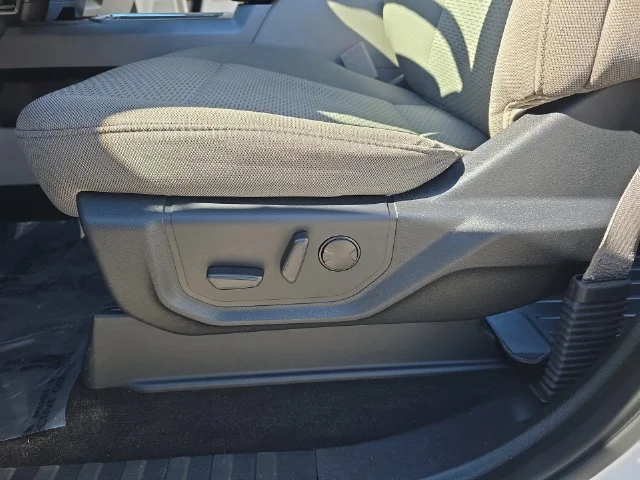 Used 2019 White Ford XLT image 30