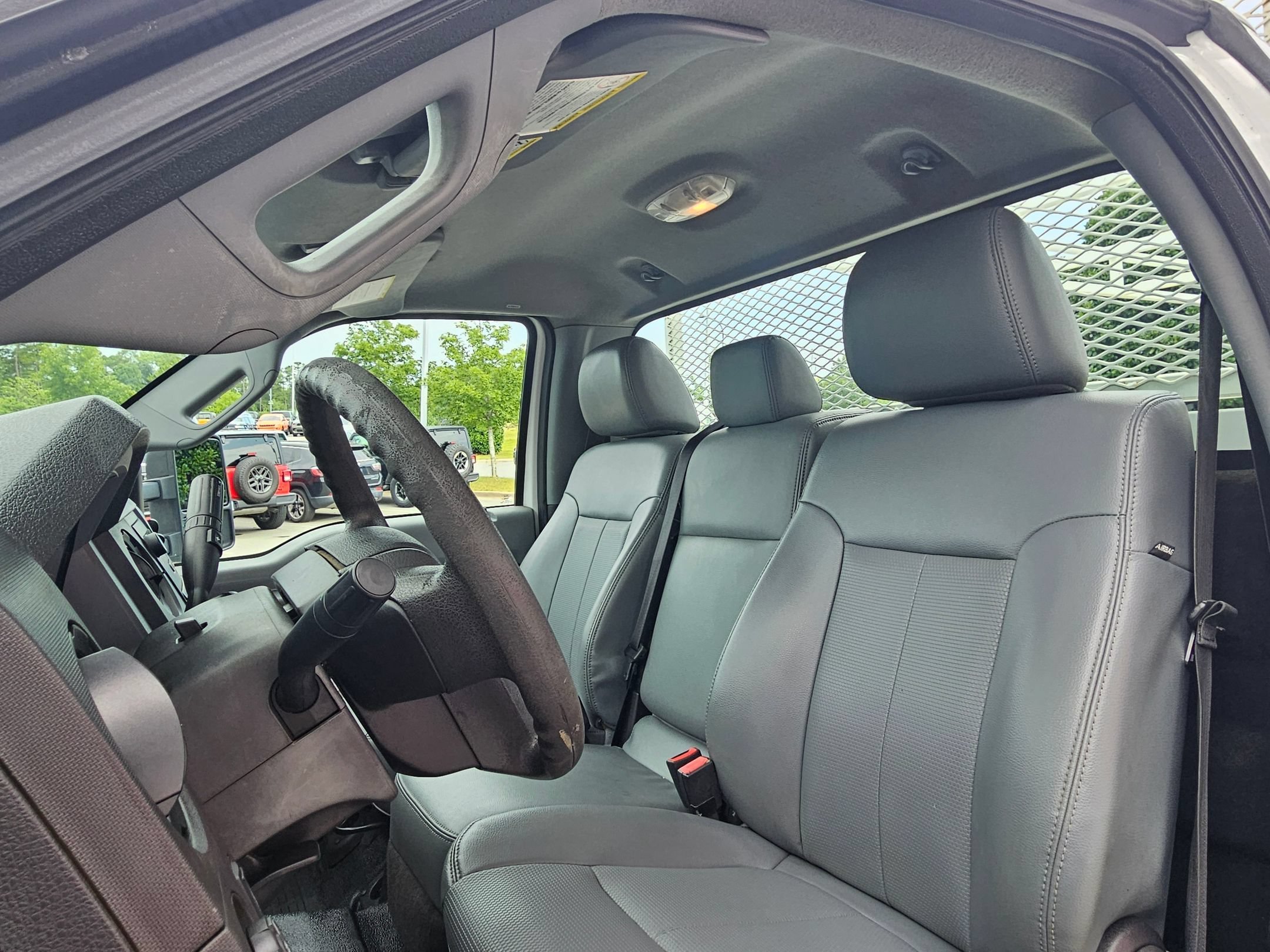Used 2015 Oxford White Ford XL image 20