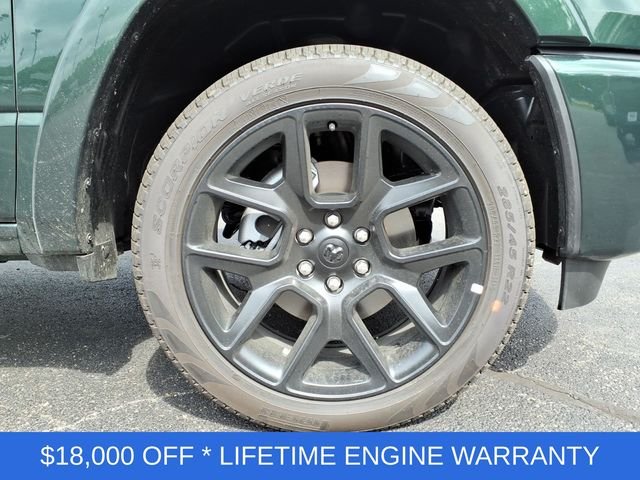 New 2026 Serrano-Green Metallic Exterior Paint RAM Laramie image 9