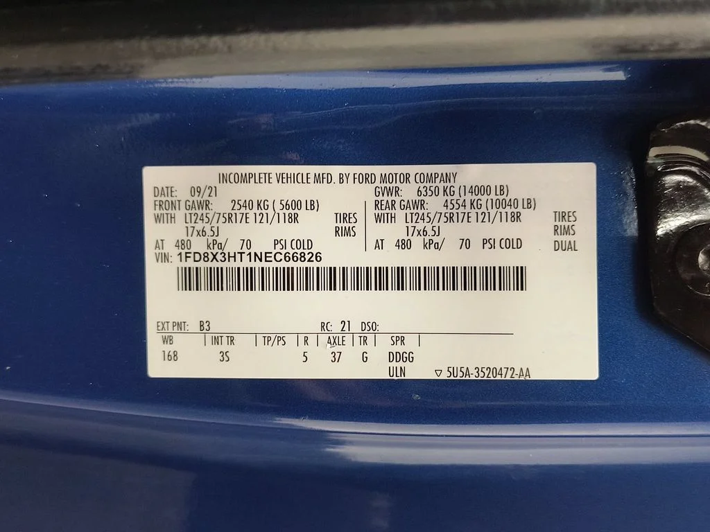 Used 2022 Atlas Blue Ford XLT image 24