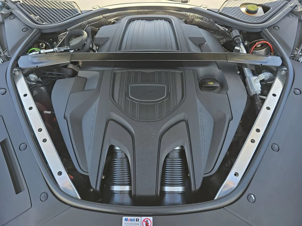 Used 2023  Porsche Platinum Edition image 34