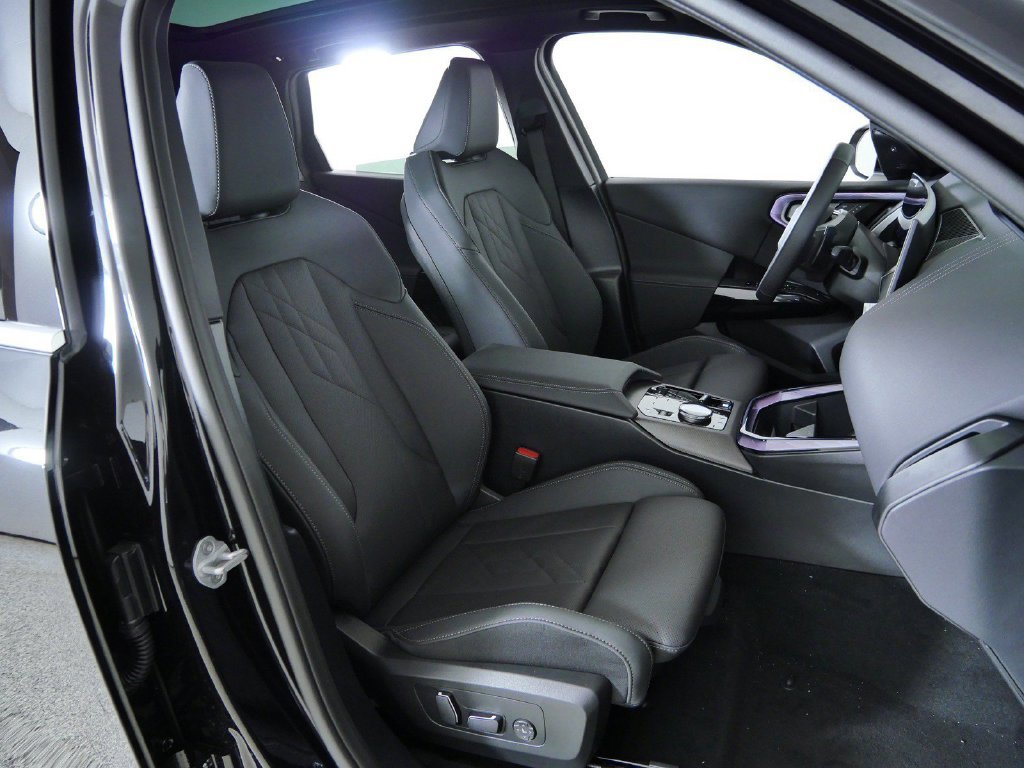 Used 2026 Black BMW 30 xDrive image 21