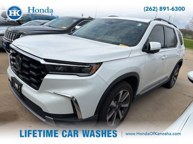 2025 Honda Pilot Elite AWD's photo