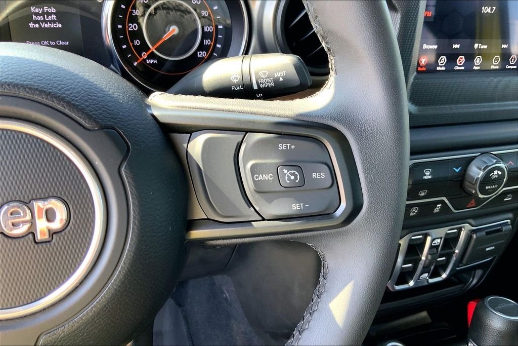 Used 2023 Yellow Jeep Sport S image 12