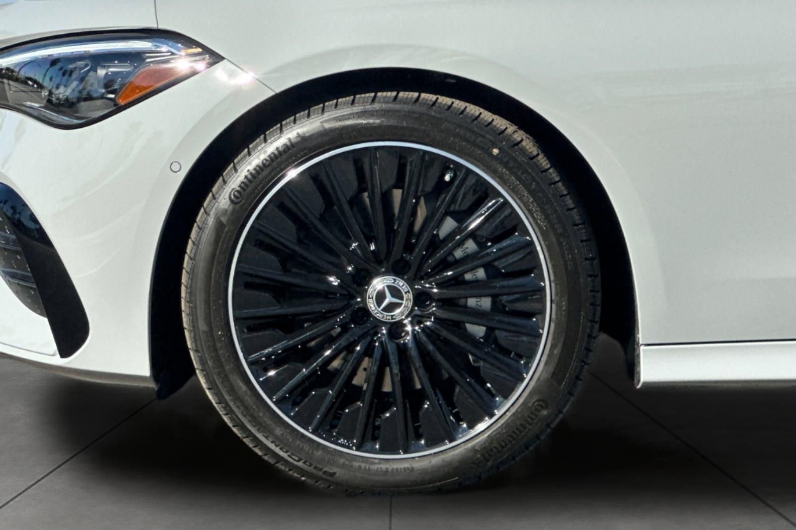 New 2026 MANUFAKTUR Alpine Grey Mercedes-Benz CLE 300 image 36