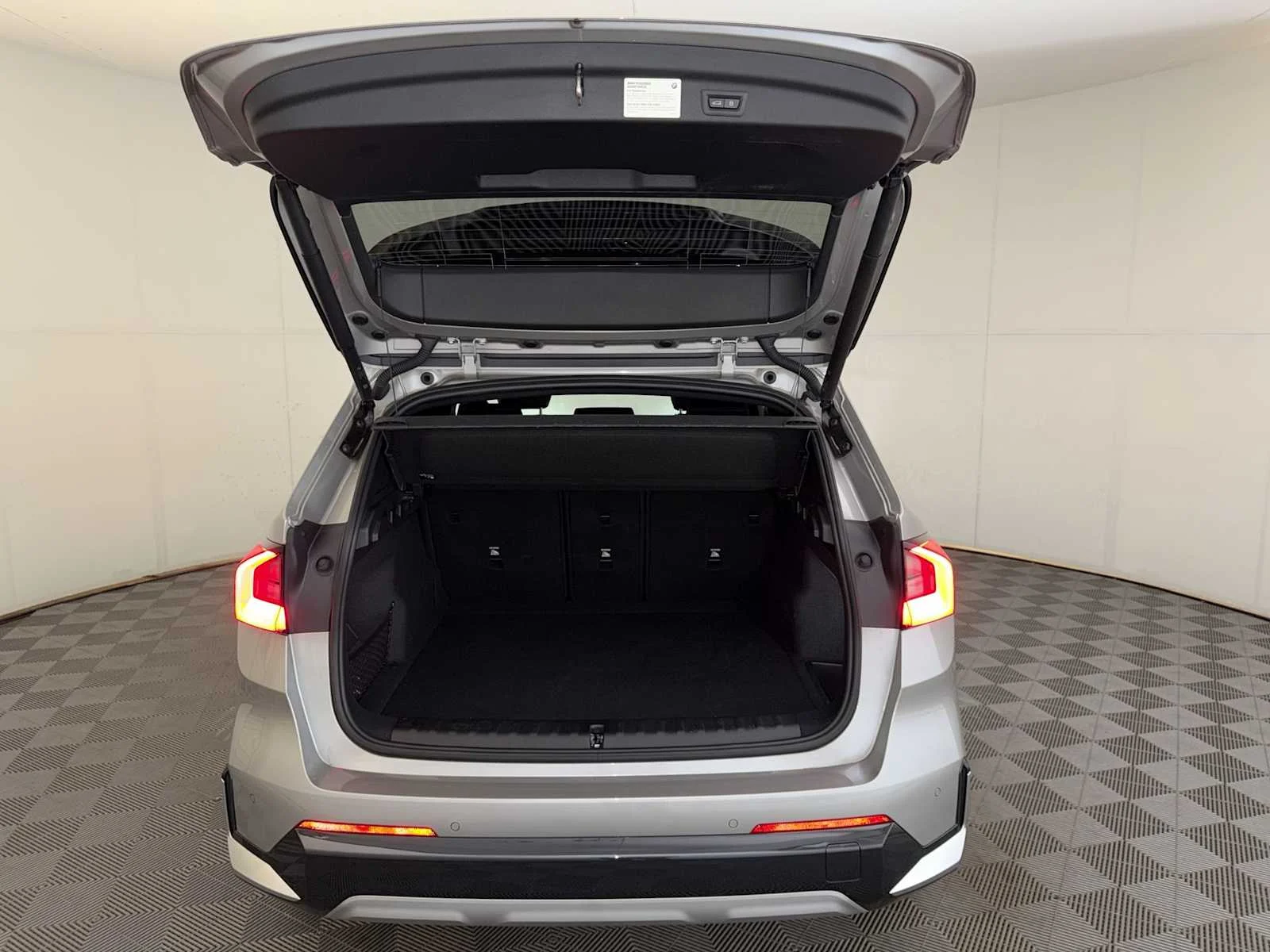 2026 BMW X1 28i - Photo 21