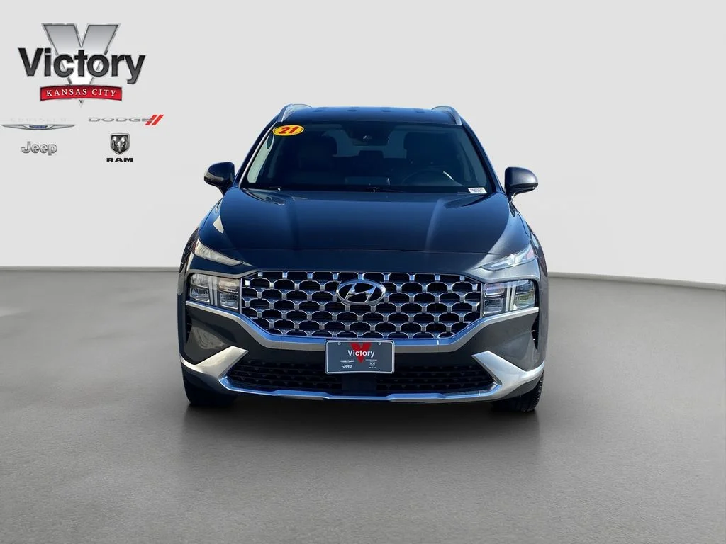 Used 2021 Hyundai Santa Fe SEL with VIN 5NMS2DAJ6MH369887 for sale in Kansas City