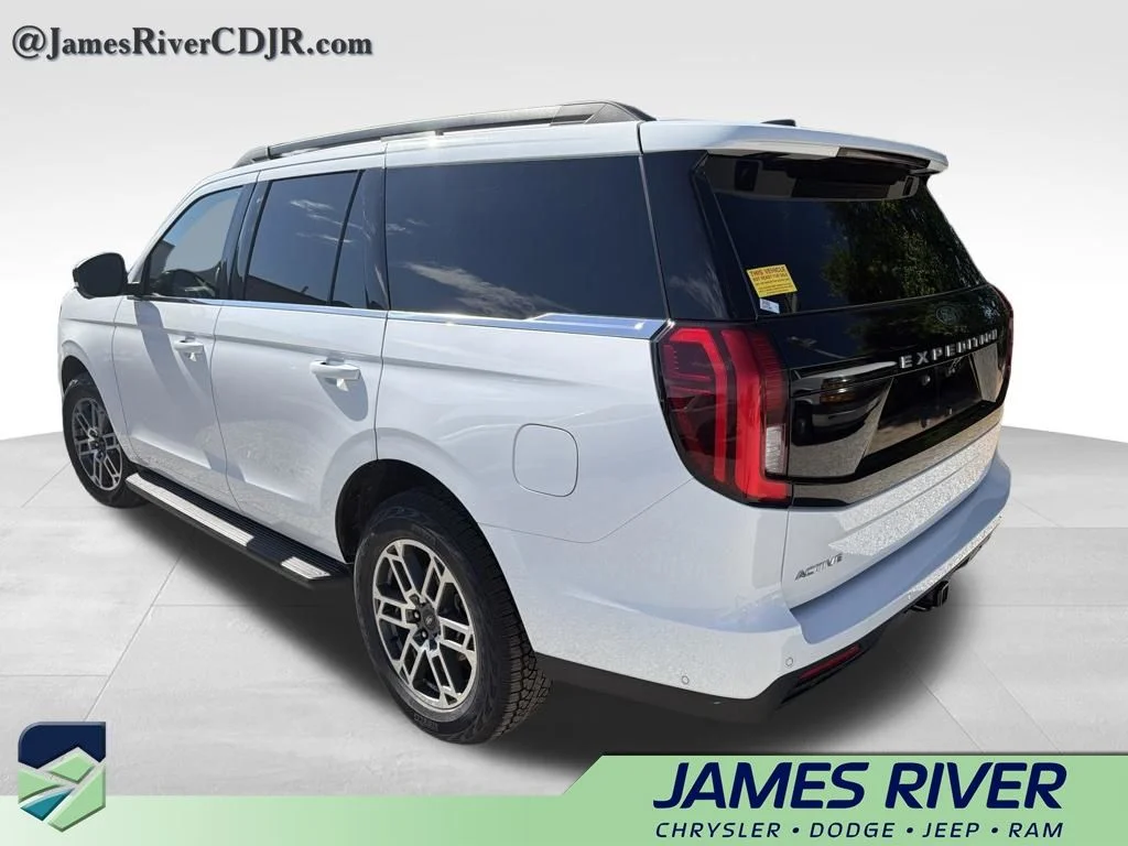 Used 2025 White Ford Active image 8