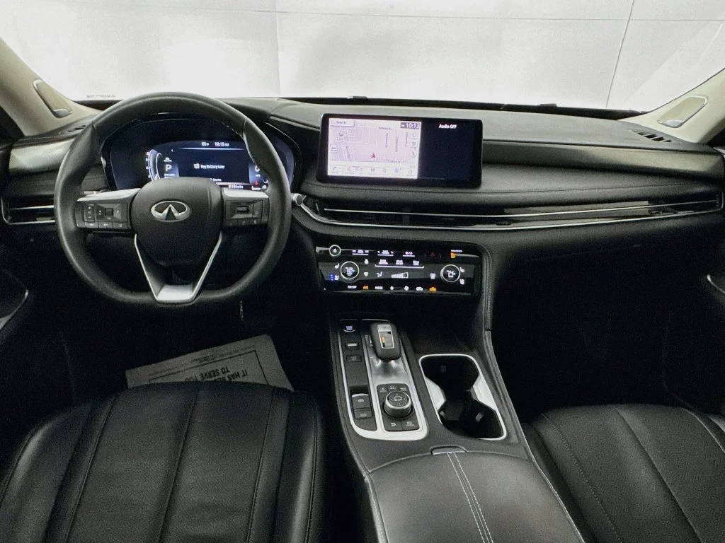 Certified Used 2024 Blue INFINITI LUXE image 30