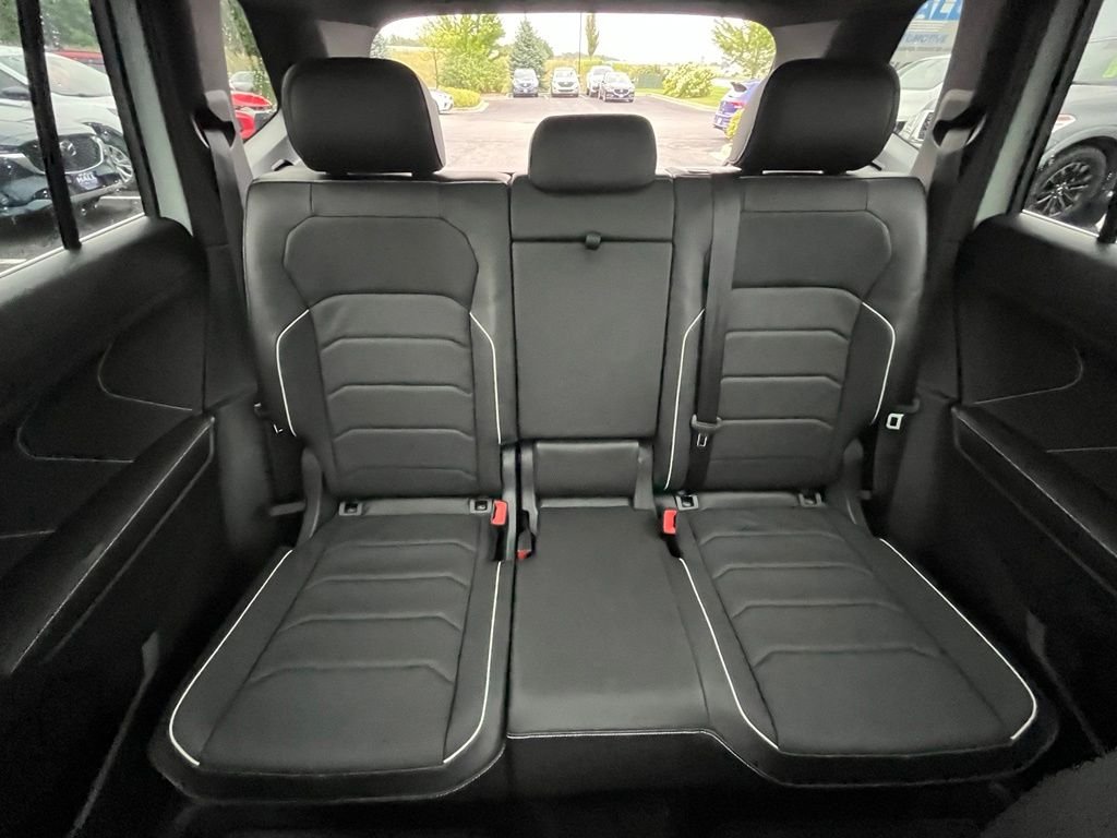 Used 2023 White Volkswagen 2.0T SEL R-Line image 29