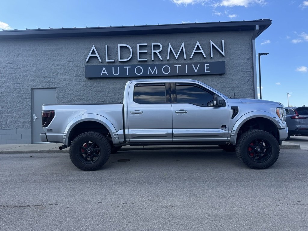 2022 Ford F-150 XLT photo 2