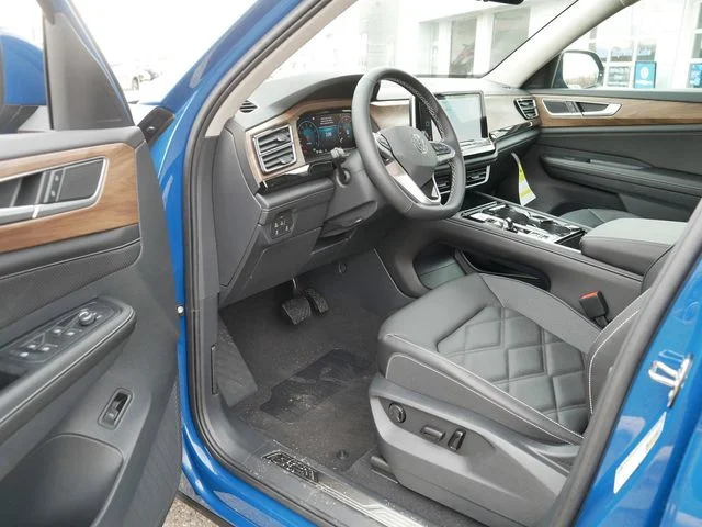 New 2026 Blue Volkswagen 2.0T SE w/Technology image 7