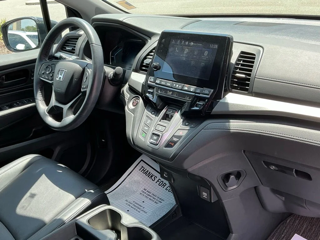 Used 2024  Honda EX-L image 23