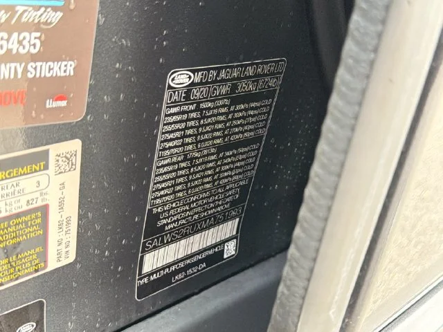 Used 2021  Land Rover HST image 30