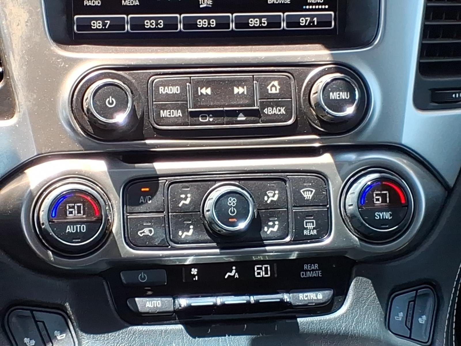 Used 2016 Silver Ice Metallic Chevrolet LT image 28