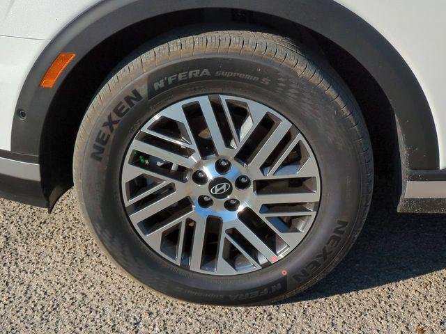 New 2026 White Hyundai SEL Premium FWD image 11