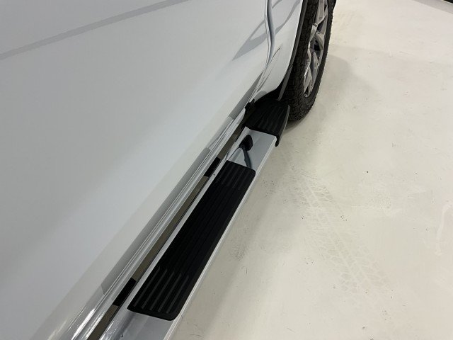 2026 GMC Sierra 1500 SLT - Photo 13